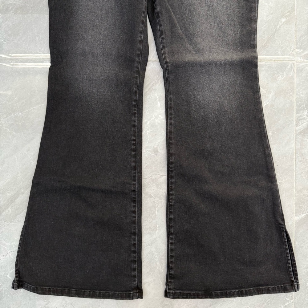 NWOT Women’s INC Denim High-Rise Rhinestone Studded Flare Jeans Plus Size 14 - Picture 7 of 16